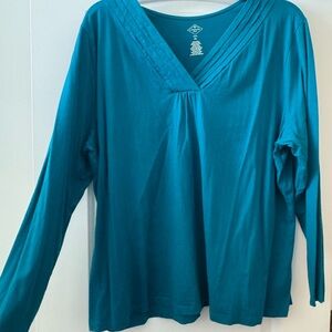 3/$10 Plus Size Teal Long Sleeve V-Neck Top